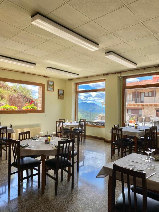 Hostal Alt Llobregat Кастеллар-де-Н'уг Экстерьер фото